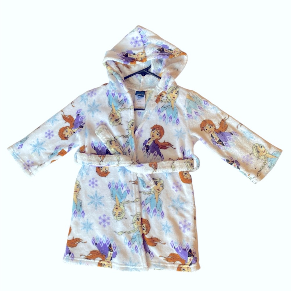 Kids Disney Frozen 2 robe with Elsa and Anna